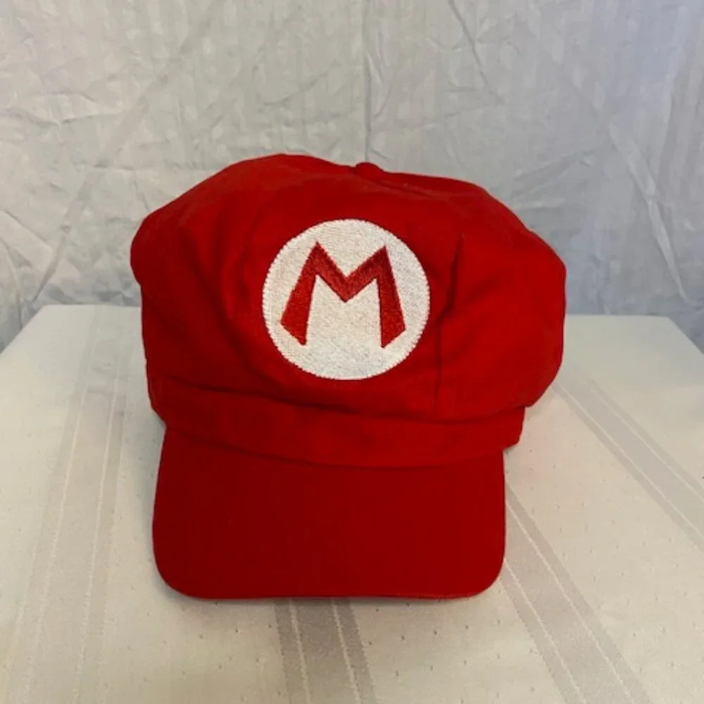 Mario Bro's hat Mario